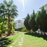 Homes Ocean View With Lovely Terrace, 2 Swimming Pools & Tennis Court Apartamento *