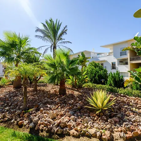 Апартаменты Homes Ocean View With Lovely Terrace, 2 Swimming Pools & Tennis Court