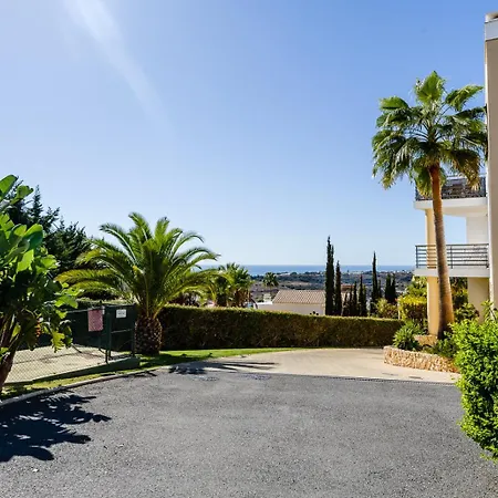 Homes Ocean View With Lovely Terrace, 2 Swimming Pools & Tennis Court * アルブフェイラ