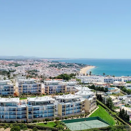 Homes Ocean View With Lovely Terrace, 2 Swimming Pools & Tennis Court アパート *